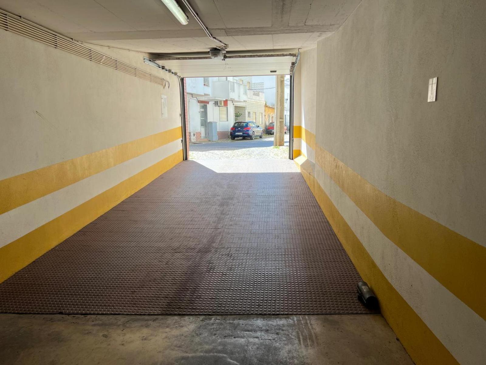 Mar E Sol By T3 Wifi E Estacionamento Leilighet Quarteira Eksteriør bilde